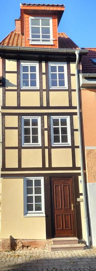 Schmal & Hoch - Willkommen Im Schmalsten Haus Von Bad Frankenhausen Εξωτερικό φωτογραφία